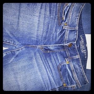 American Eagle kick boot Jeans